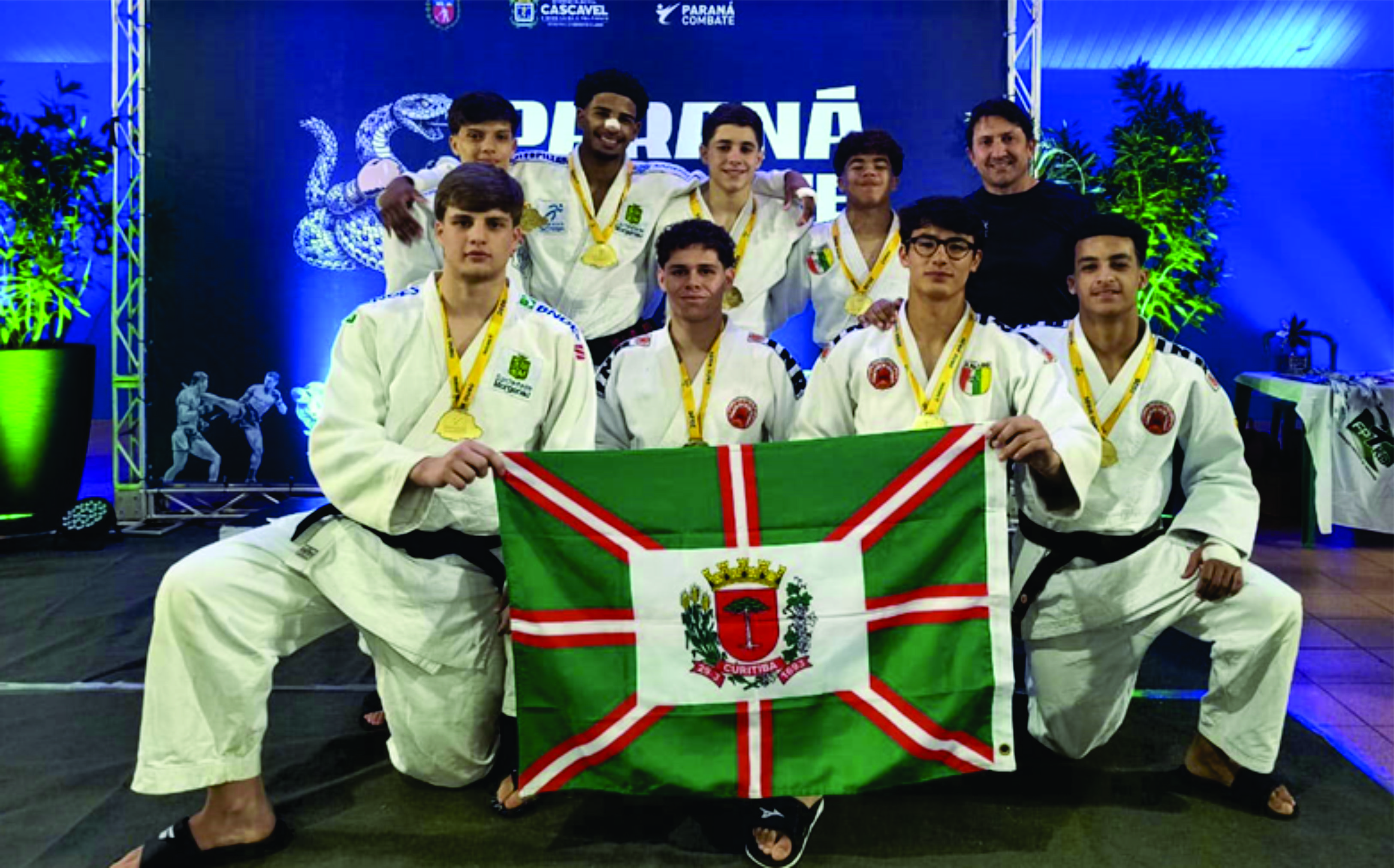 Curitiba conquista títulos e dezenas de medalhas no Paraná Combate 2026