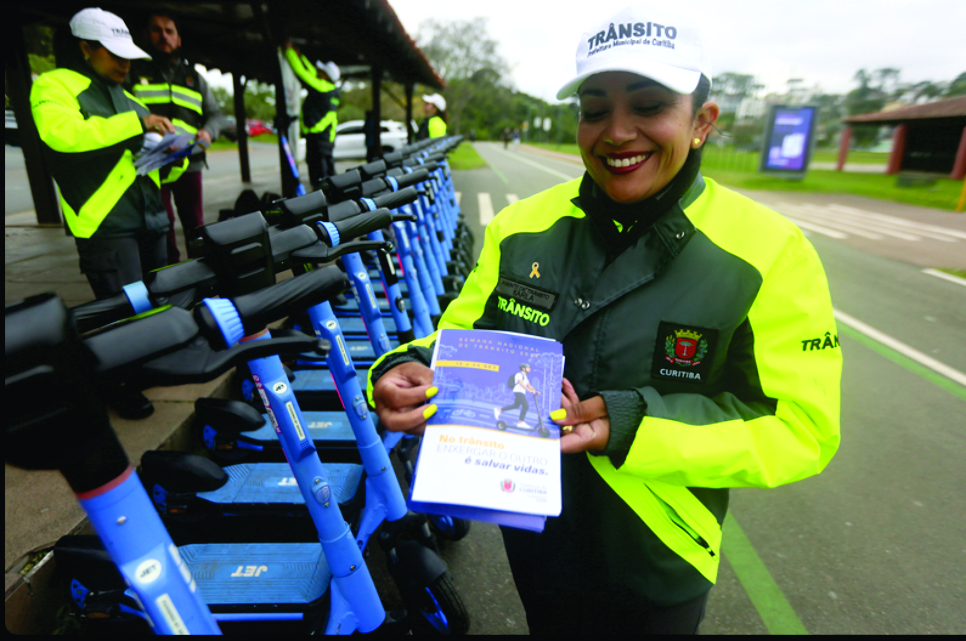 Blitz reforça importância dos equipamentos de segurança para circular de patinete