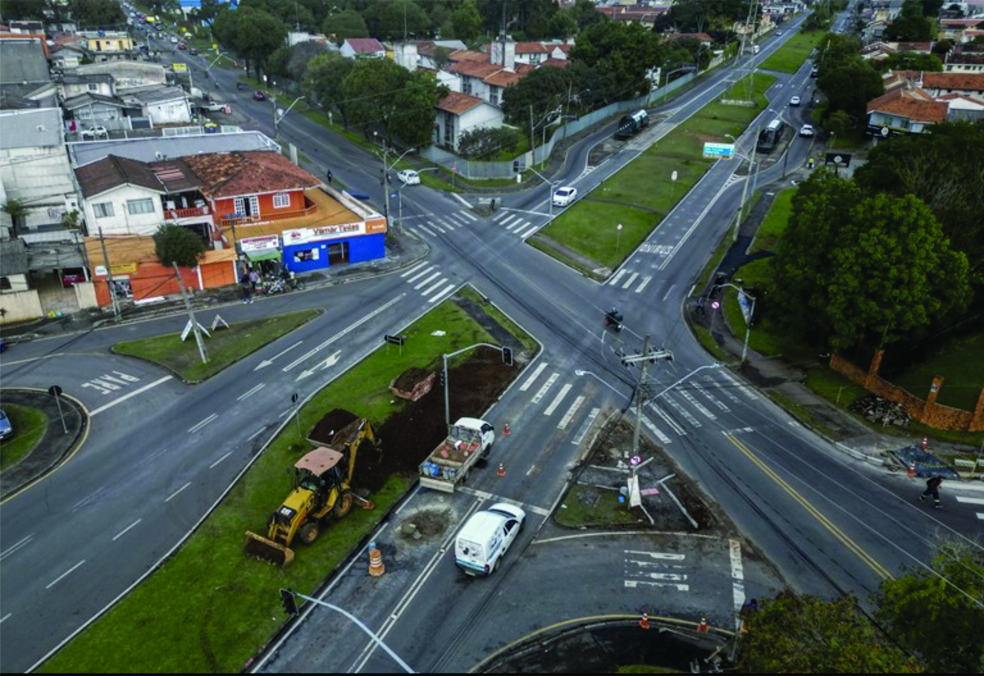 Adequação de ruas e calçadas e rampas de acessibilidade melhoram mobilidade de motoristas e pedestres