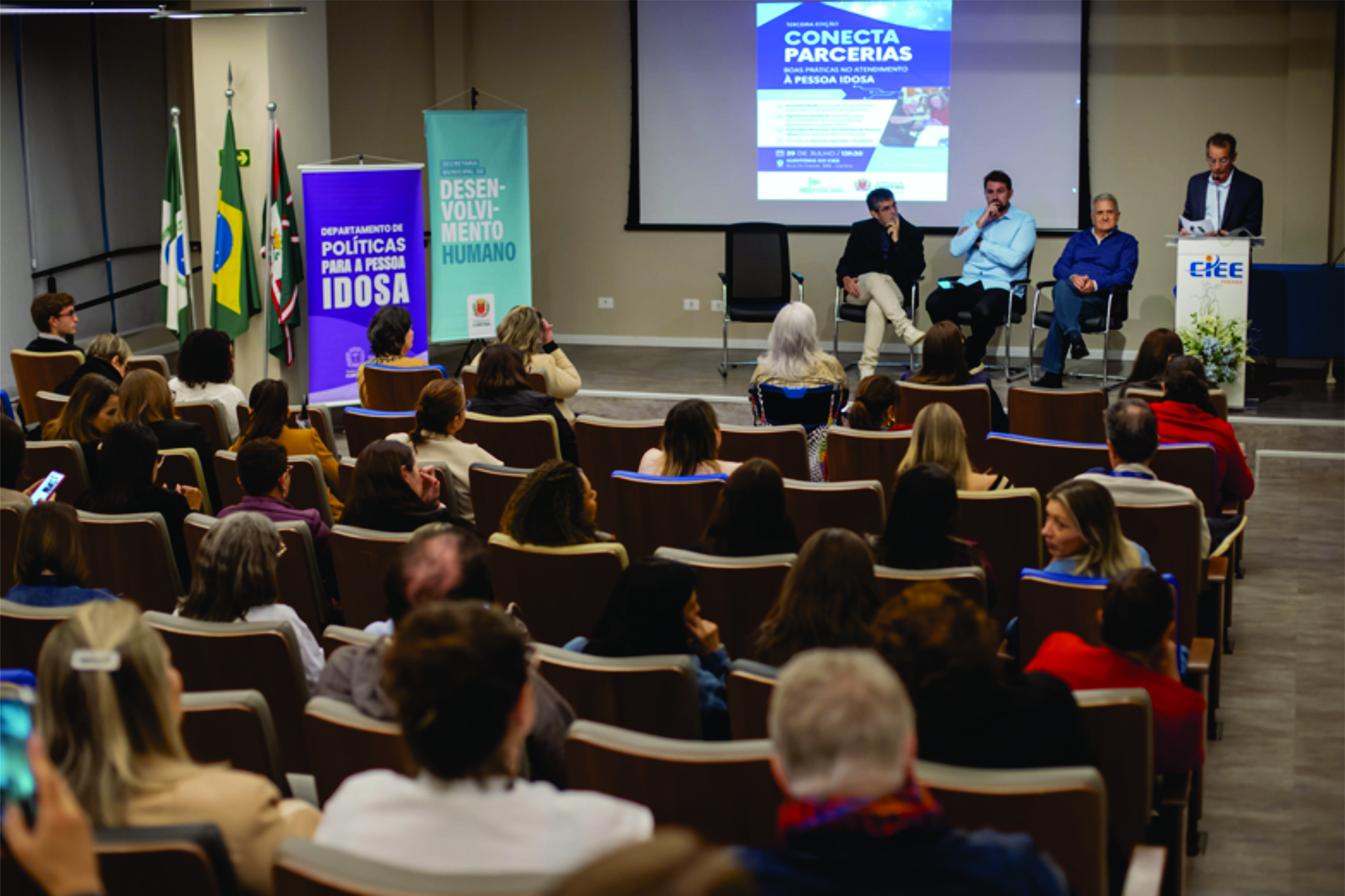 Com informação atualizada, a sociedade se estrutura para o crescimento da população 60+ em Curitiba