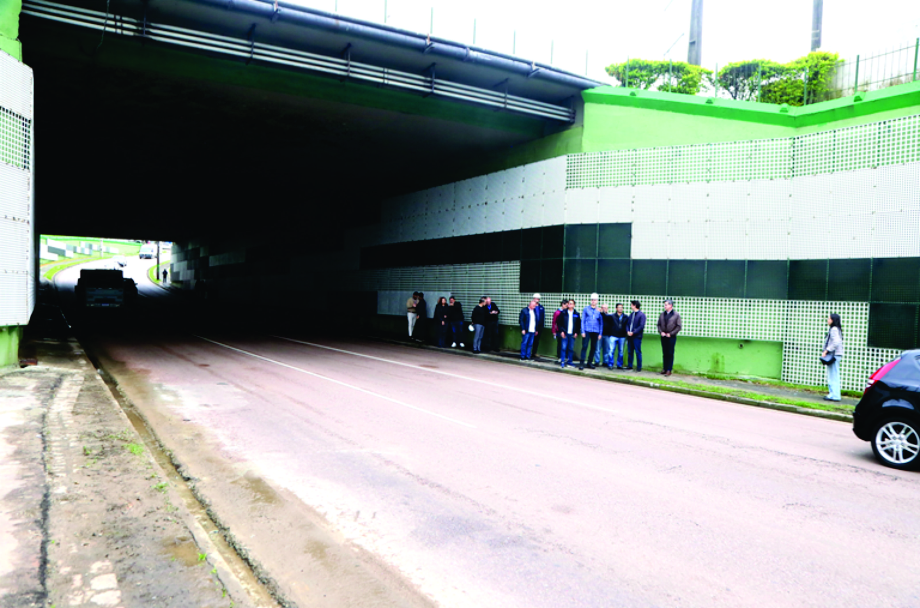 Trincheira da Linha Verde no Pinheirinho entra na fase de acabamentos da recuperação estrutural
