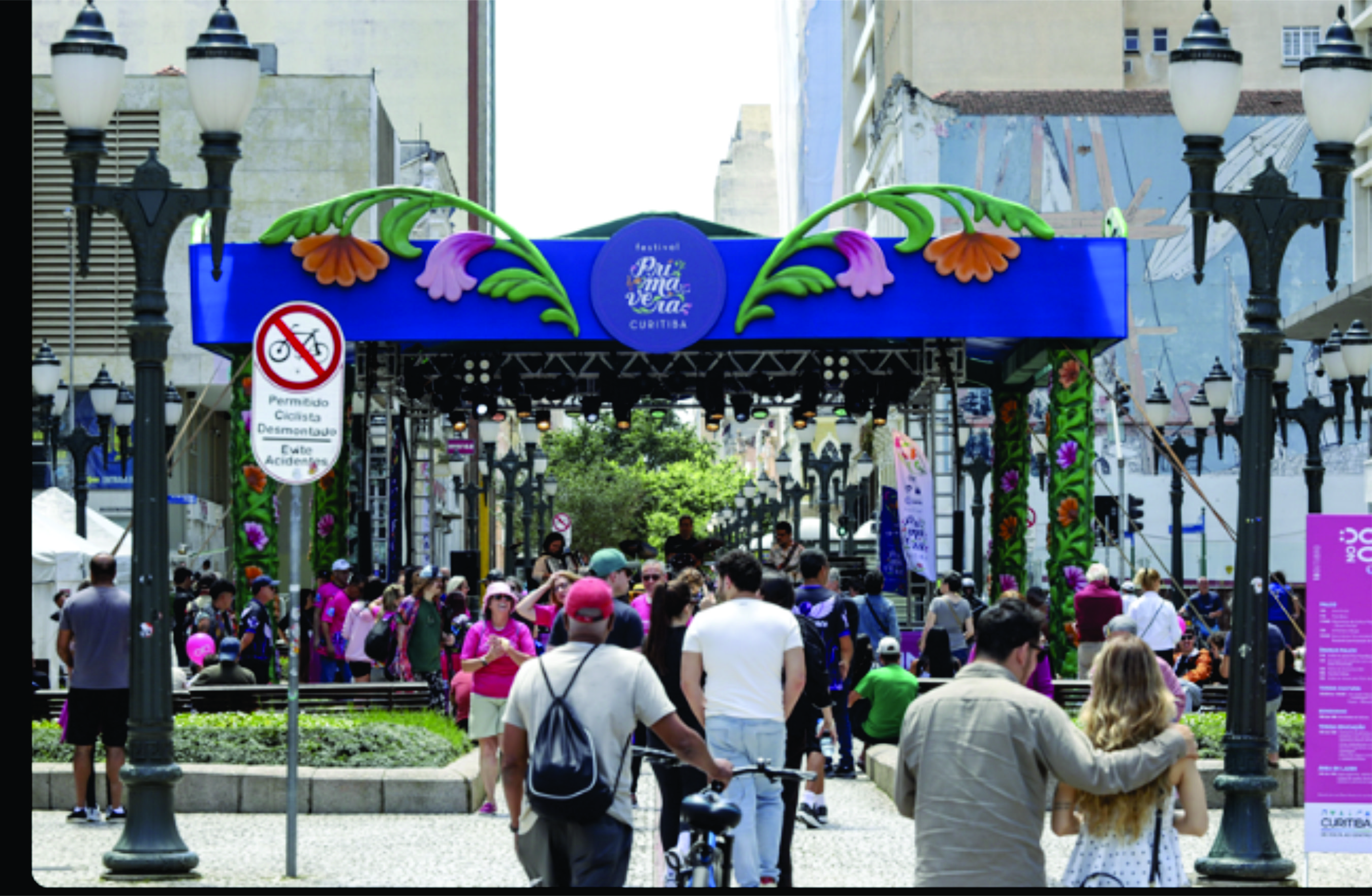 Domingo no Centro reúne saúde, lazer e cultura em edição especial do Outubro Rosa
