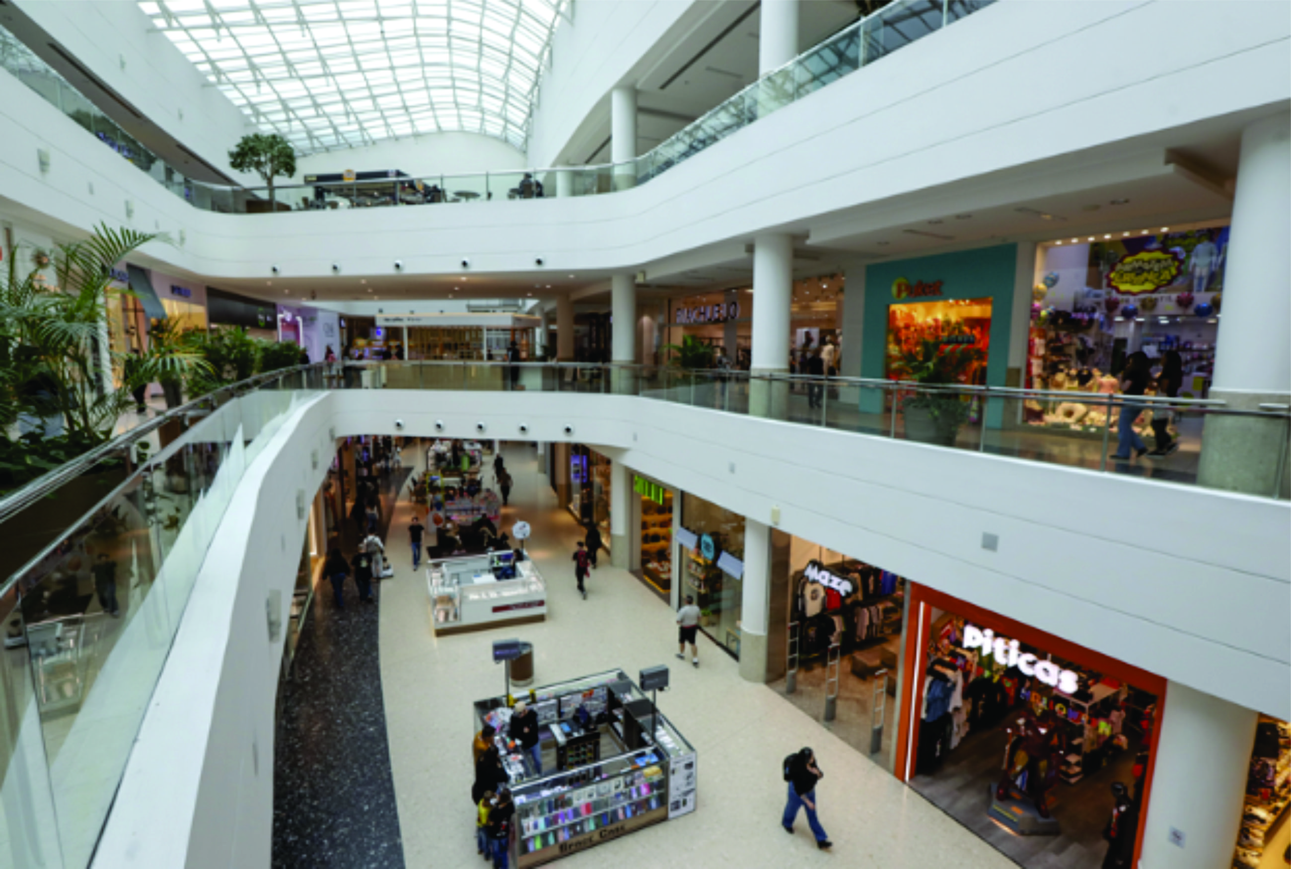 Natal de Curitiba abre portas para empregos temporários nos shoppings da cidade