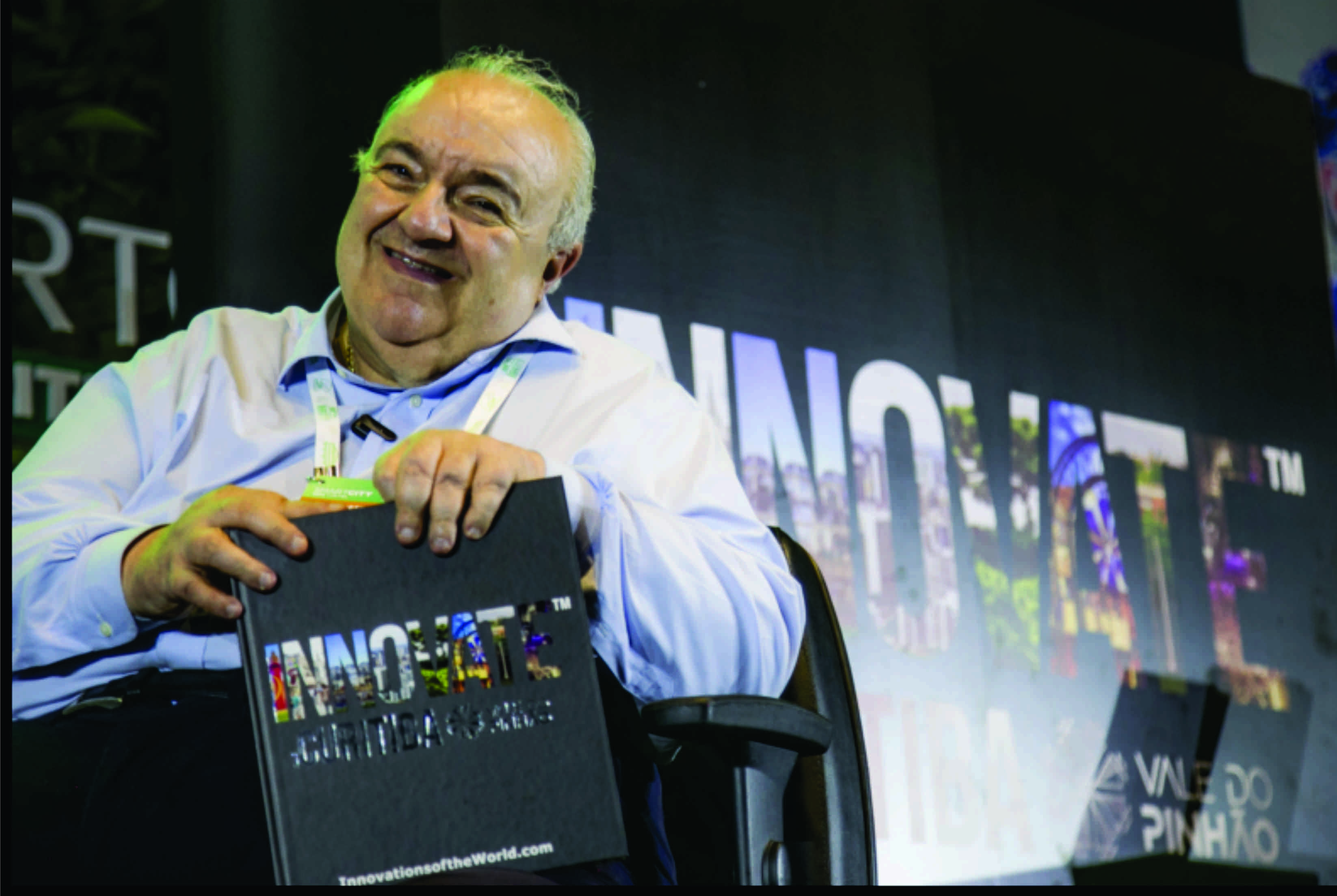 Greca lança livro Innovate Curitiba, portfólio global das empresas inteligentes da cidade