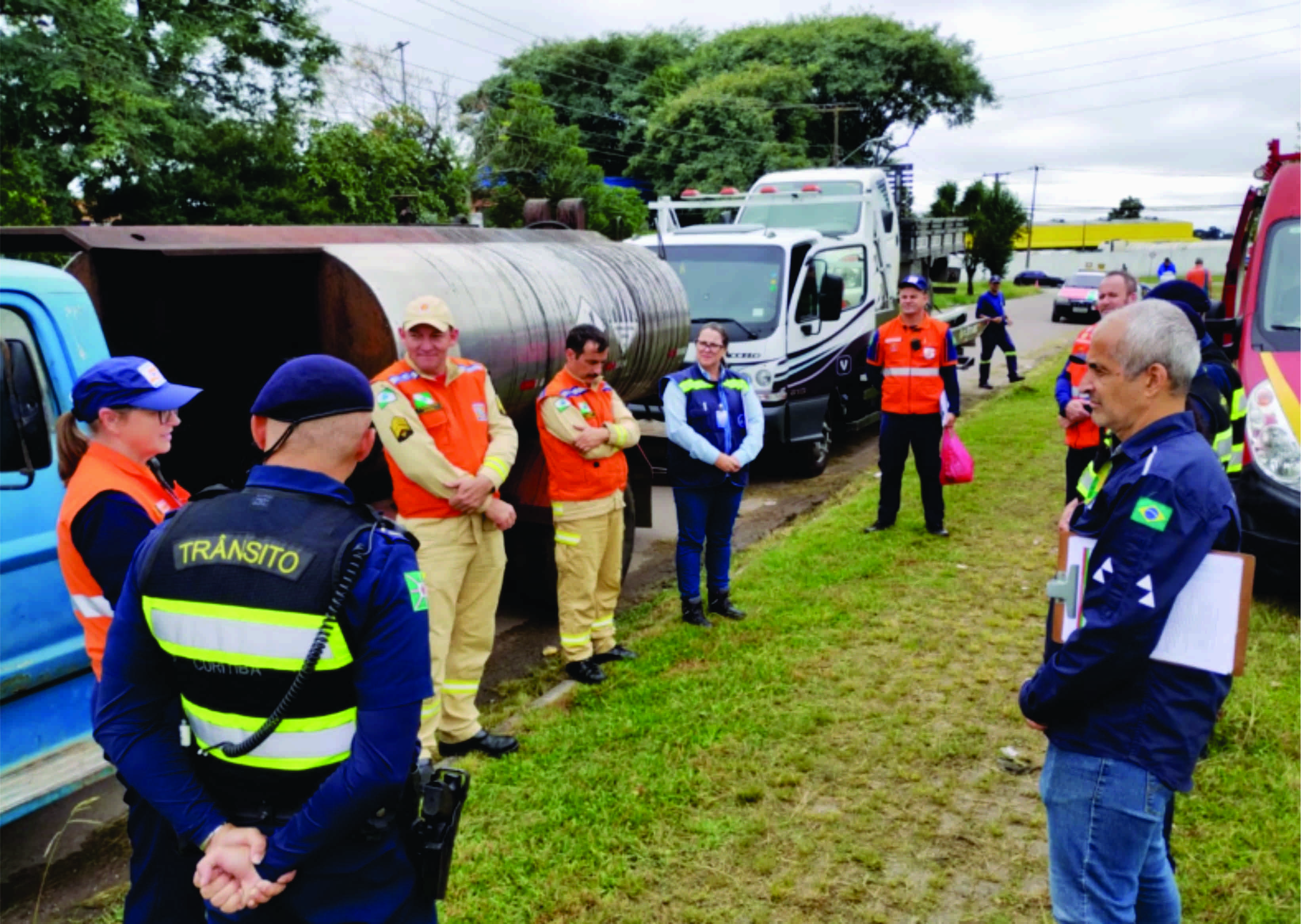 Operação fiscaliza transporte de produtos perigosos na Cidade Industrial de Curitiba