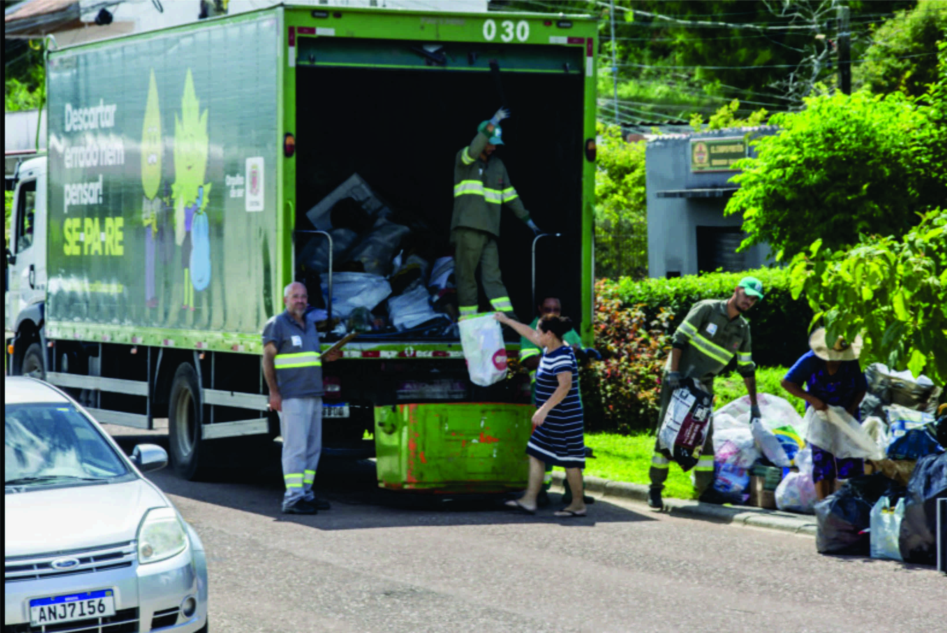 Referência em separação de resíduos no Brasil, Curitiba comemora o Dia Mundial da Reciclagem