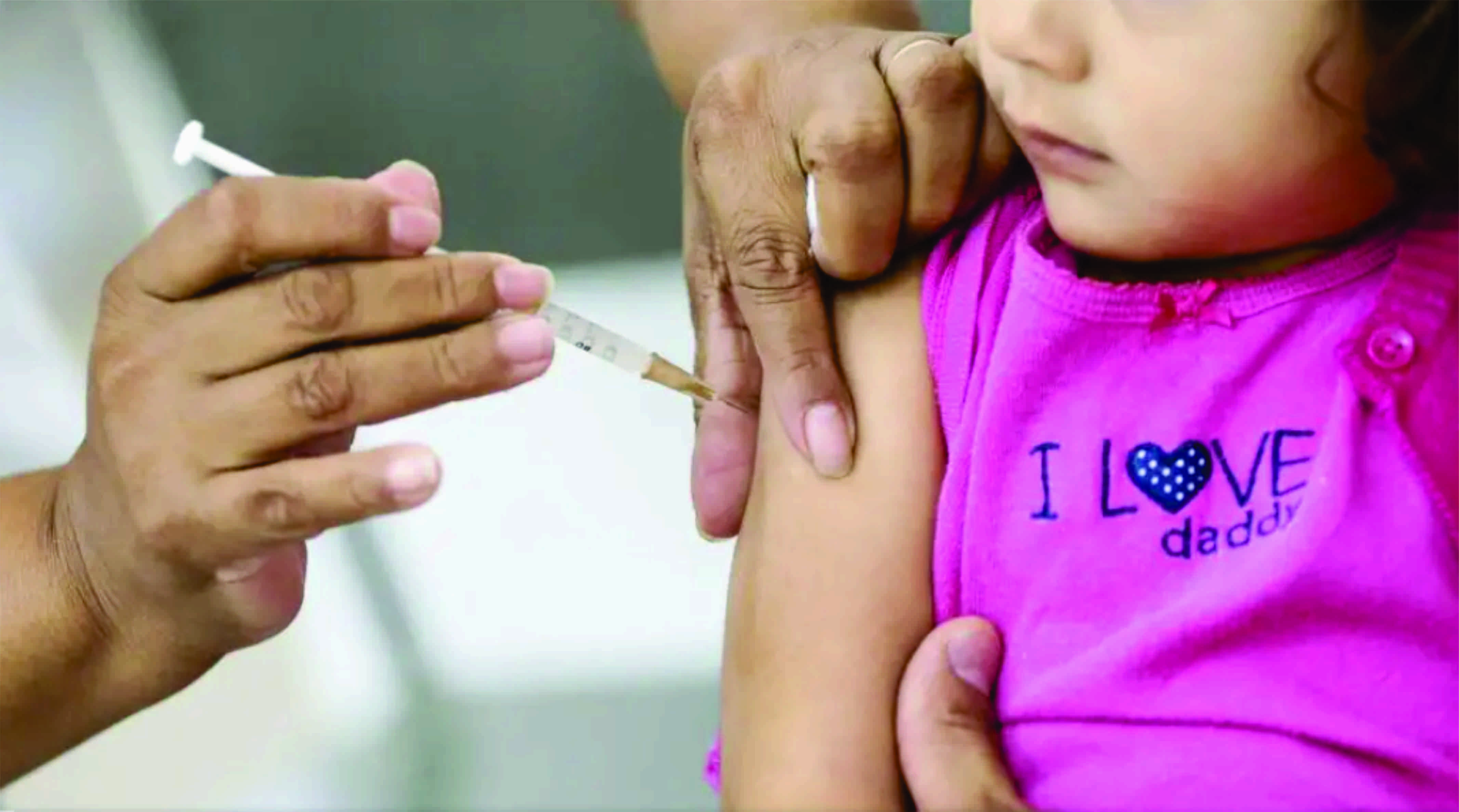 Senado aprova projeto que prevê vacinação em escolas públicas