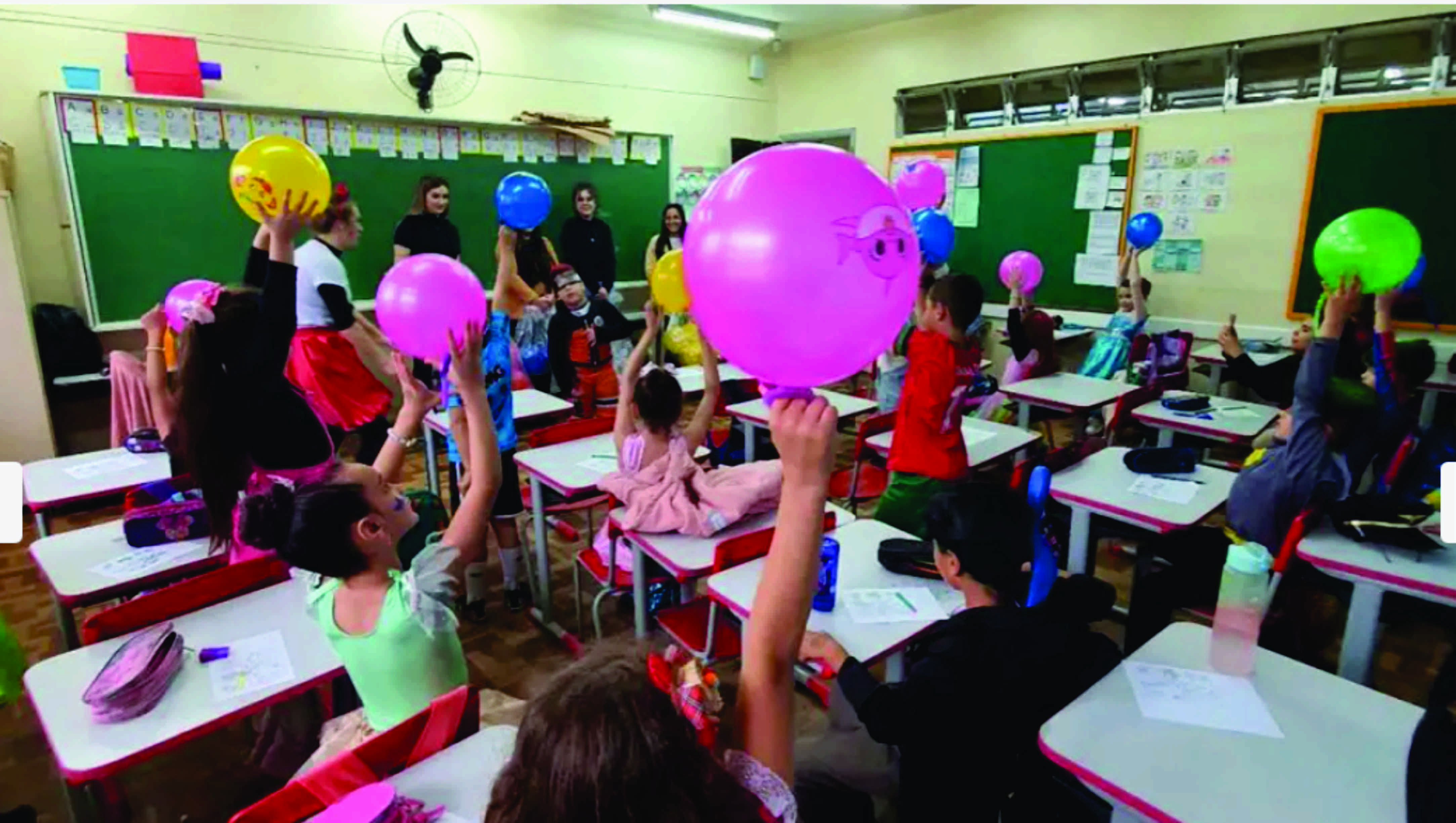 Criançada ganha dia especial com pintura de cabelo e muita festa em escola municipal da CIC