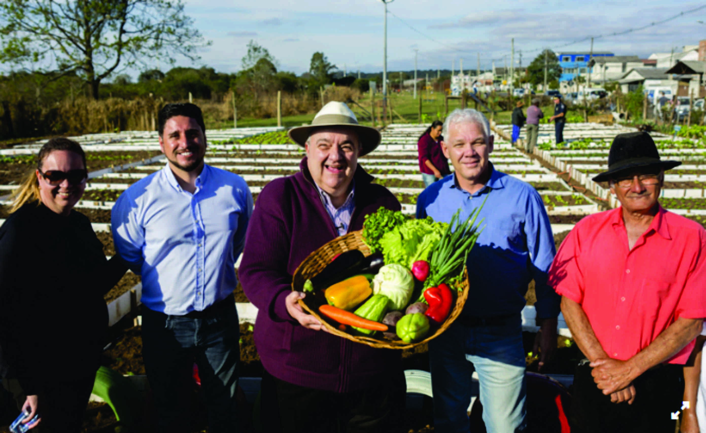 Greca mostra experiências de Curitiba como cidade sustentável, igualitária e inovadora em Barcelona e Roma